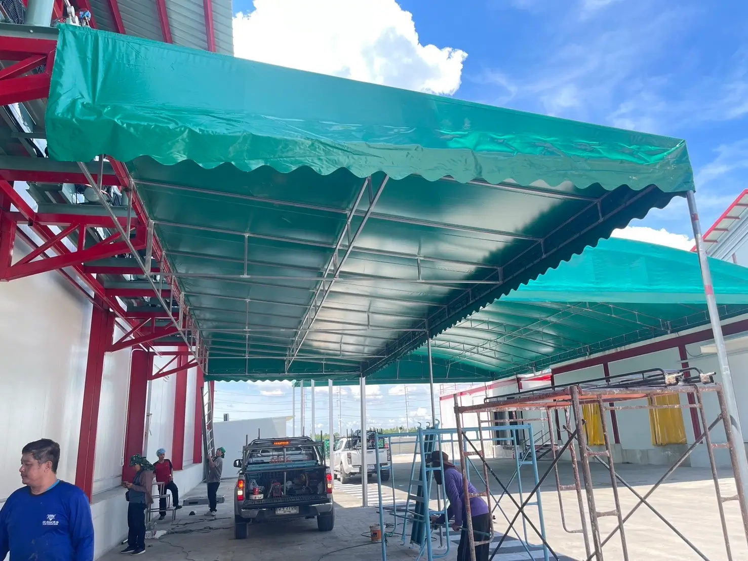 บริการออกแบบและติดตั้งผ้าใบกันสาด-เต็นท์ทุกชนิด ครบวงจรตามความต้องการ